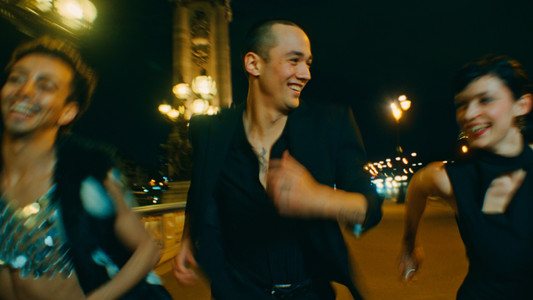Nino dans la nuit