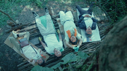 ひみつきちのつくりかた