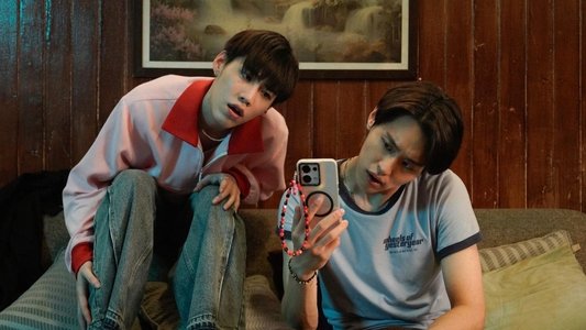 ซองแดงแต่งผี