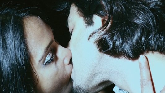 আতঙ্কের ছোয়া