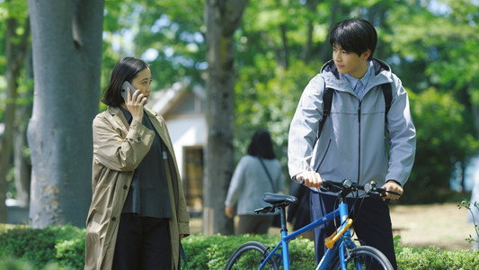 無用の人