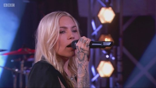 Eminem - BBC Radio 1 Live