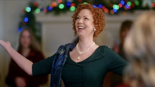 Love at the Christmas Contest