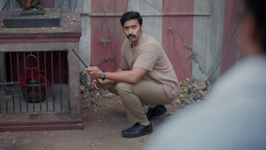 காக்கி சர்க்கஸ்