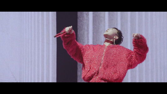 G-DRAGON 2017 WORLD TOUR [ACT III, M.O.T.T.E] IN JAPAN