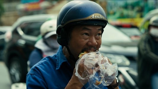 Lật Mặt 8: Vòng Tay Nắng