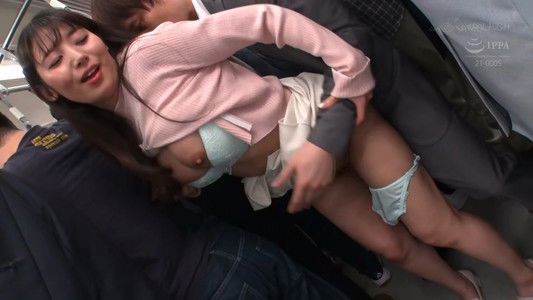 M男開発電車2 ポケット手コキで着衣内射精させる責め好きお姉さん