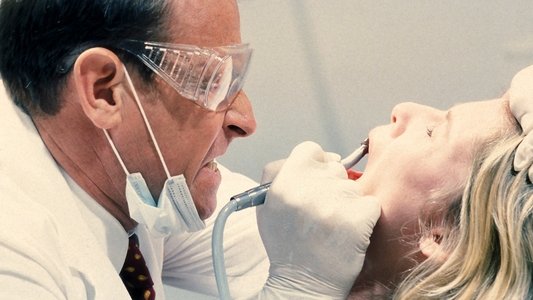 The Dentist on FREECABLE TV