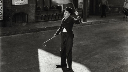 Chaplin et Les temps modernes, La voie du silence
