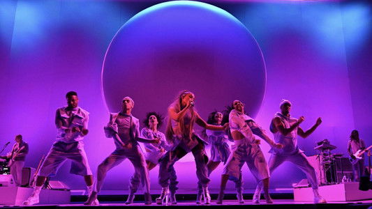 ariana grande: excuse me, i love you