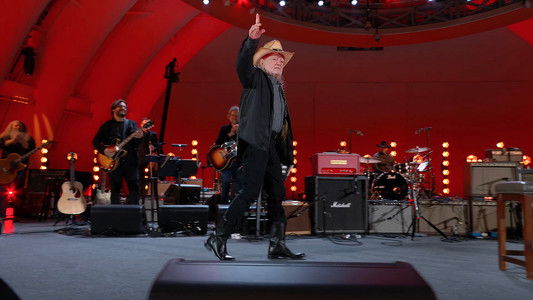 Willie Nelson 90: Long Story Short