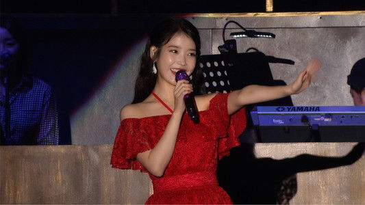IU 10th Anniversary Tour Concert - 'dlwlrma.'