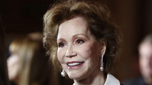 Being Mary Tyler Moore