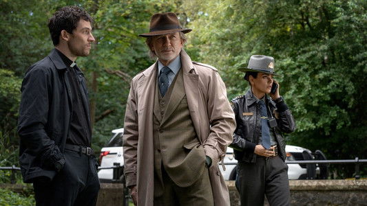 Wake Up Dead Man: A Knives Out Mystery