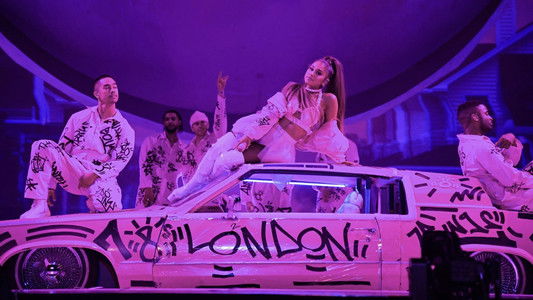 ariana grande: excuse me, i love you