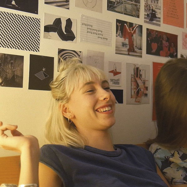 Violeta Doesn't Take the Elevator