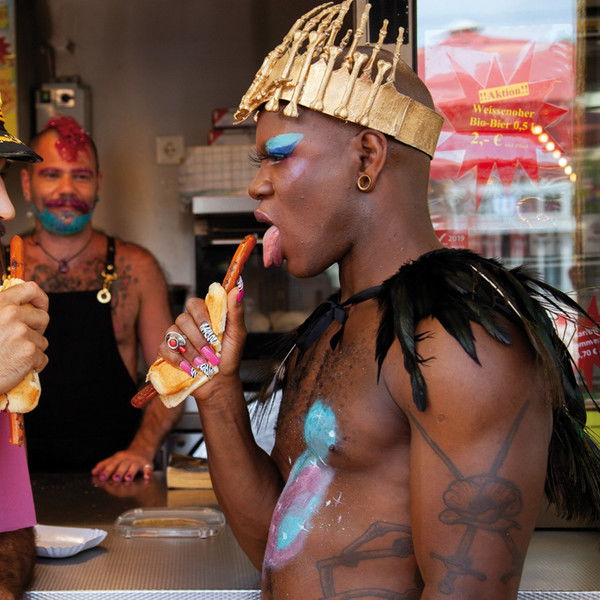 Captain Faggotron Saves the Universe