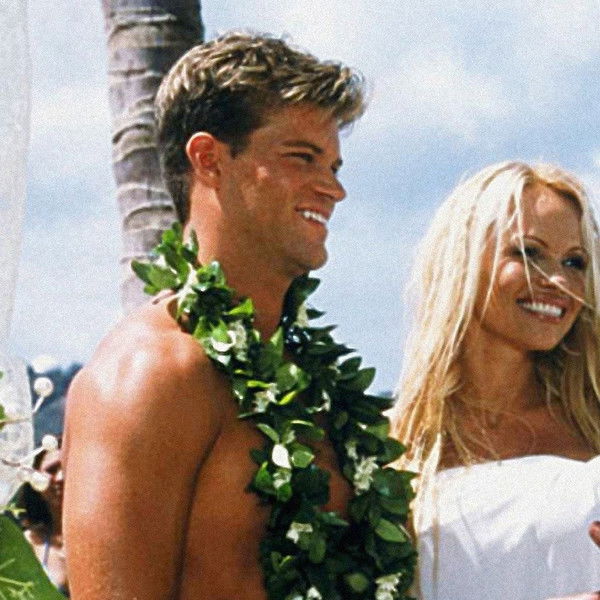 Baywatch: Hawaiian Wedding