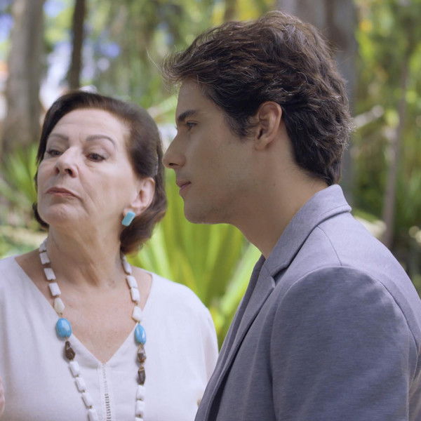 Um Caso do Outro Mundo