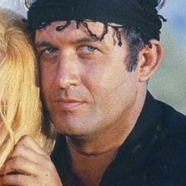 I Neraida Kai to Palikari