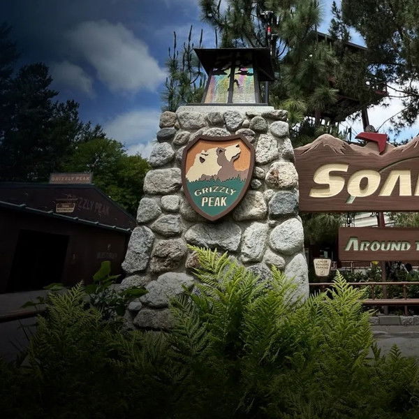 Soarin' Around the World | Disneyland Resort