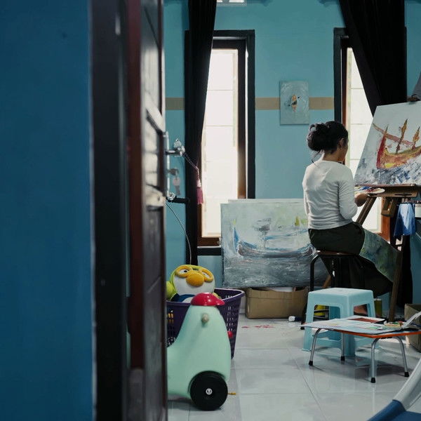 Jingga And Colors That Refuse To Fade