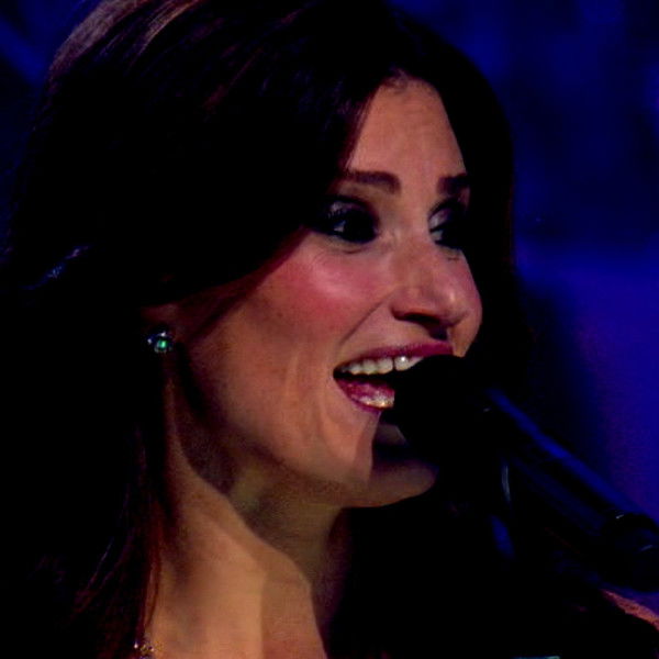 Idina Menzel Live: Barefoot at the Symphony