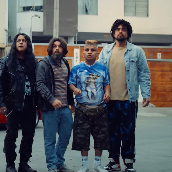 ¡Asu Mare! The Friends