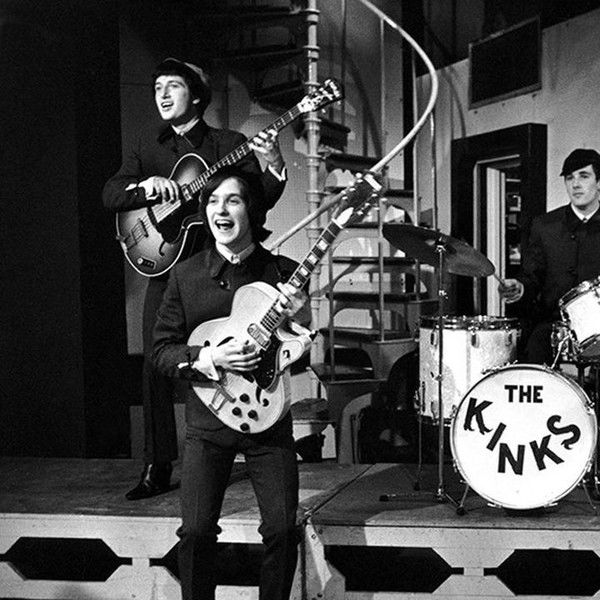 The Kinks - Echoes of a World