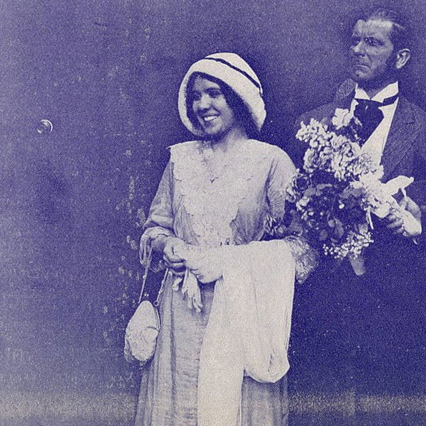 Betty Fools Dear Old Dad