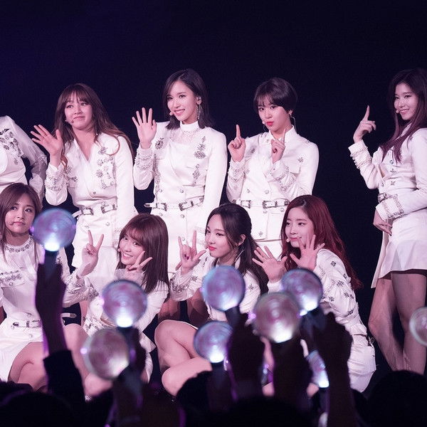 Twice 1st Tour: Twiceland – The Opening