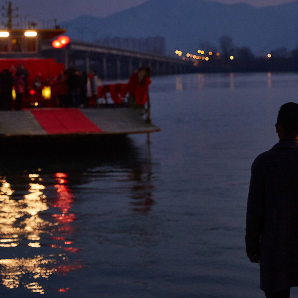 Dwelling in the Fuchun Mountains