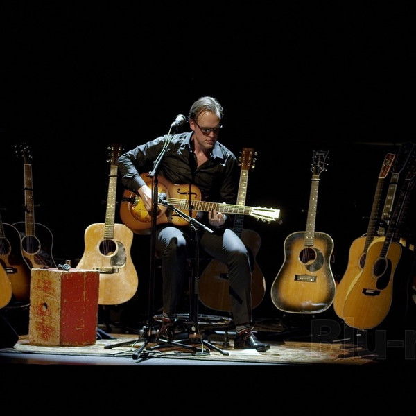 Joe Bonamassa - An Acoustic Evening at the Vienna Opera House
