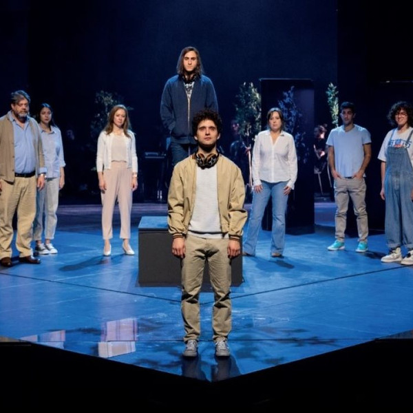 Dear Evan Hansen- The Musical: Cameri