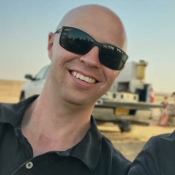 The Road Between Us: The Ultimate Rescue