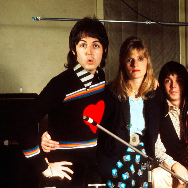 Paul McCartney & Wings: One Hand Clapping