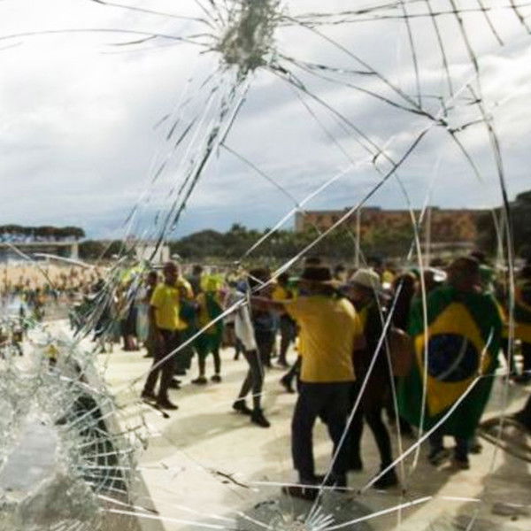 8 de Janeiro: O Dia que Abalou o Brasil