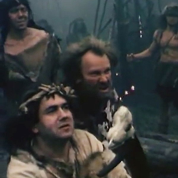 Two Arrows. Stone Age Detective