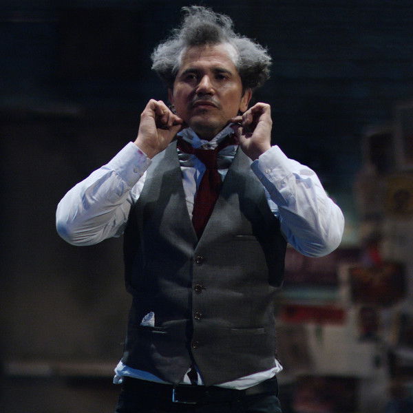 John Leguizamo's Latin History for Morons