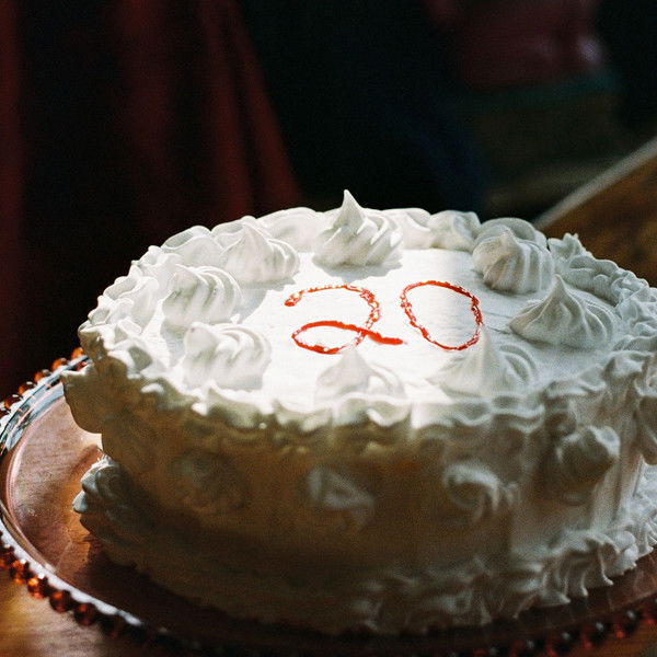 SOUS DES LARMES DE VIN