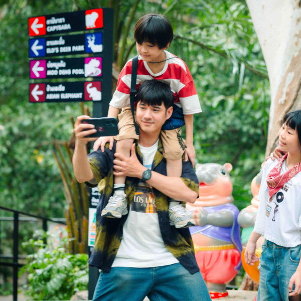 Food Truck: Stolen Love... and Moo Deng