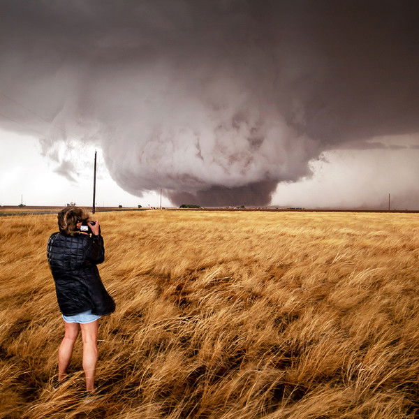The Chasers of Tornado Alley: Touching the Sky