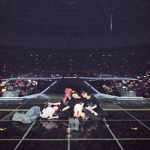 2024-25 aespa LIVE TOUR – SYNK:PARALLEL LINE – ENCORE