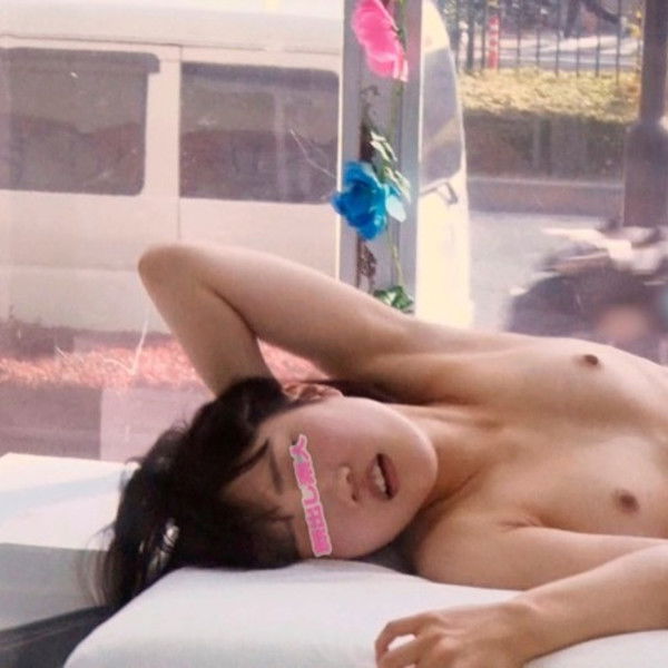 The Magic Mirror Number Bus, Faces Revealed! Beautiful Working Women Only 2-Disc Set 8 Fucks! A Street Survey! When These Two Co-Workers Spend Some Time Together On Japan’s Most Erotic Vehicle, Which Will Win Out, Common Sense Or Lust!?