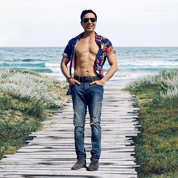 Kumude Hidyo Hero Banna