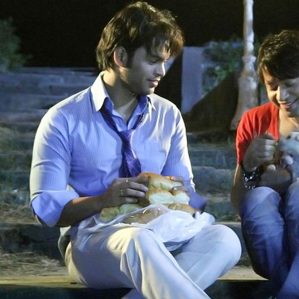 Dunno Y Na Jaane Kyun...