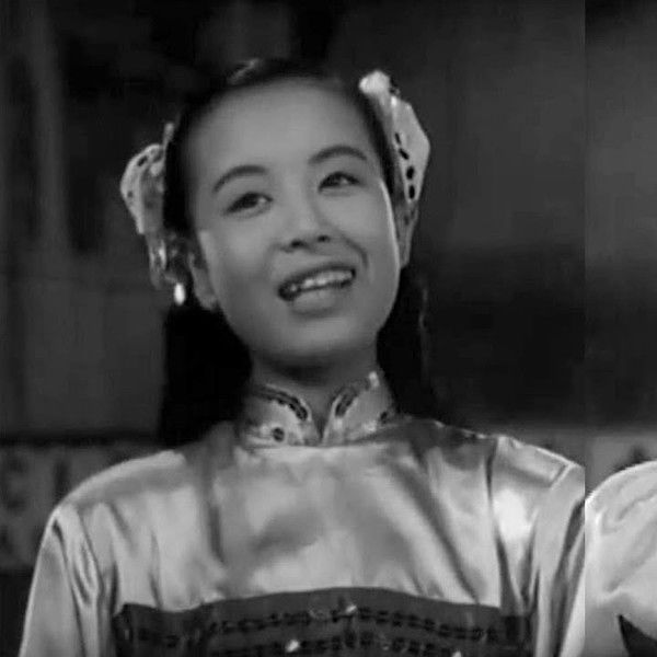 Hibari's Circus: The Sad Little Dove