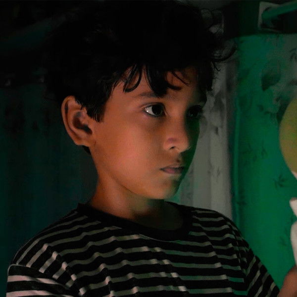 Luiz Miguel against the Swamp Monster: In search of the bathroom at the end of the corridor