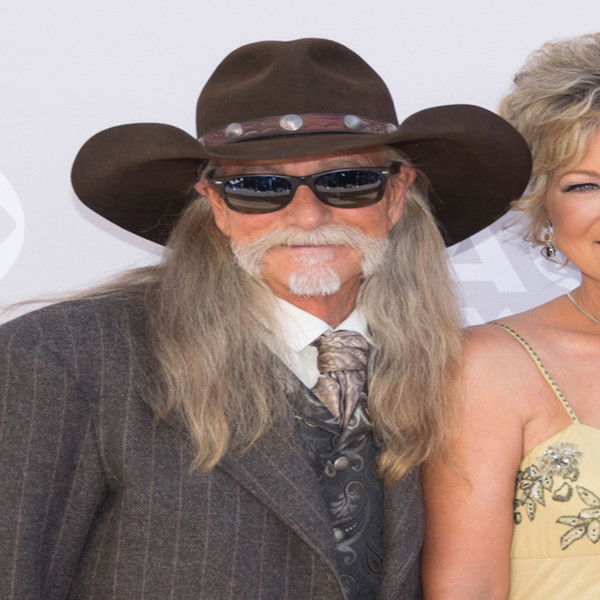 Tennessee Whiskey: The Dean Dillon Story