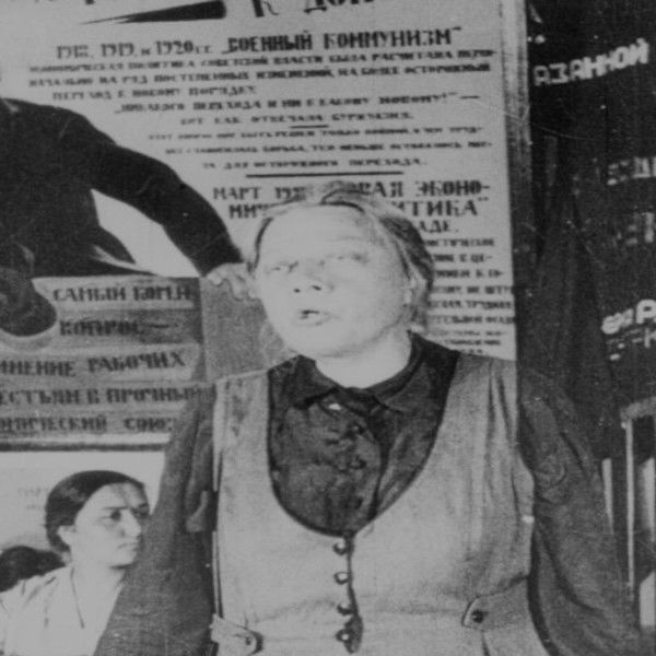 Kino-Pravda No. 22: Lenin Is Alive in the Heart of the Peasant. A Film Story